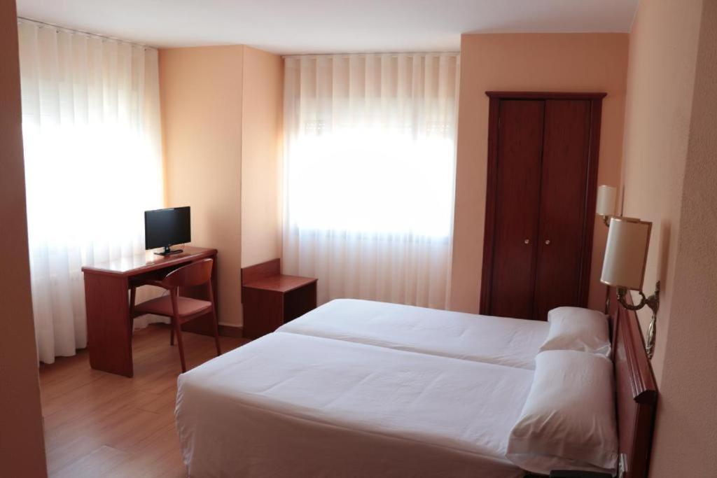 Hotel Maycar La Corogne Extérieur photo