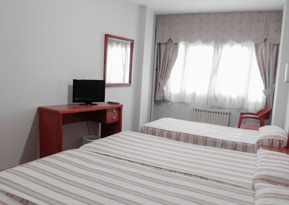 Hotel Maycar La Corogne Extérieur photo