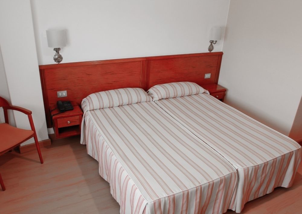 Hotel Maycar La Corogne Extérieur photo